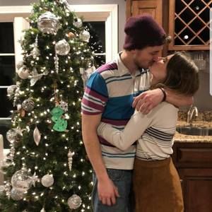 Meet your Posher, Lydia